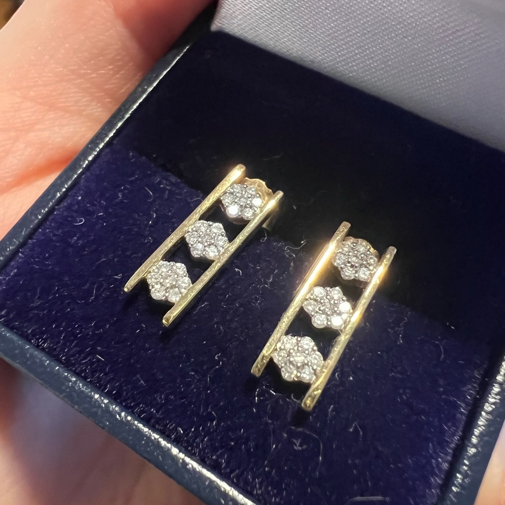 Elegant Gold and Silver Women's Earrings